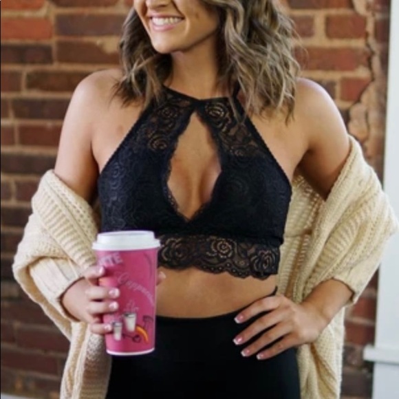 Rosie Daze Boutique Other - Rosie Daze Peekaboo Bralette